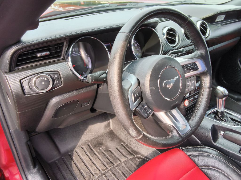 2016 Ford Mustang - $17,900