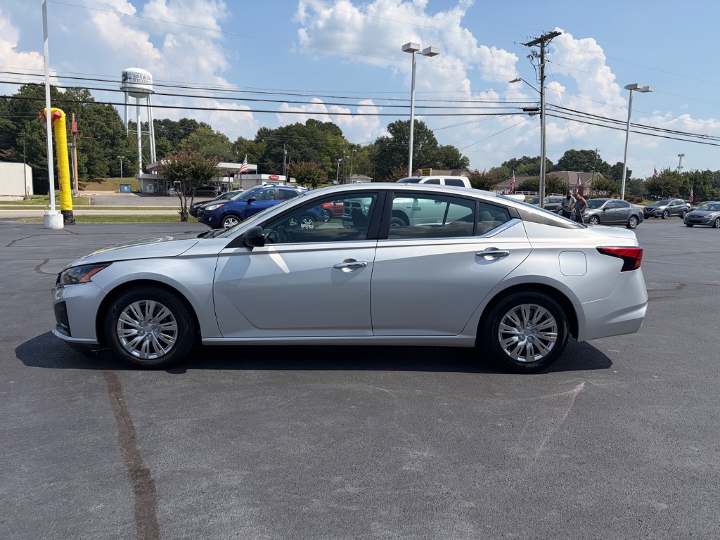 2024 Nissan Altima - $16,900
