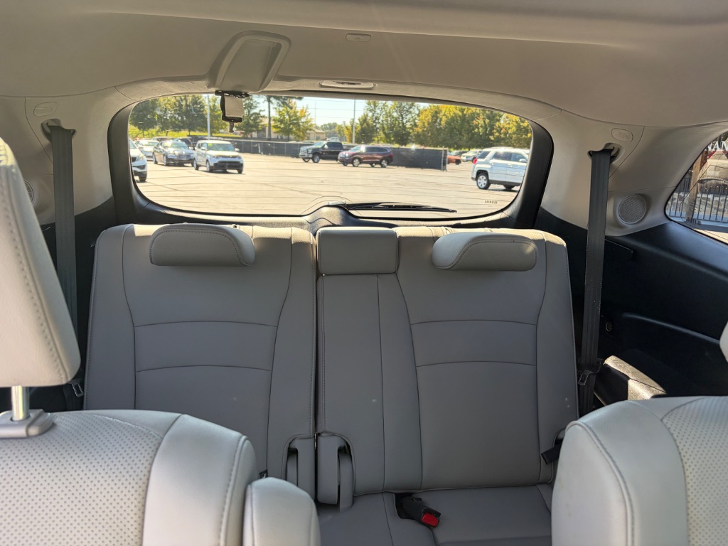 2018 Honda Pilot - $17,900