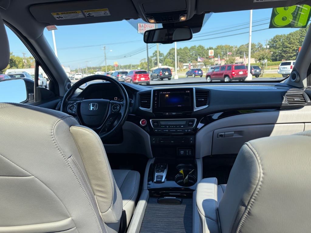 2018 Honda Pilot - $17,900