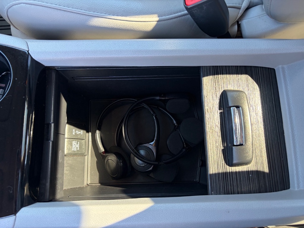 2018 Honda Pilot - $17,900