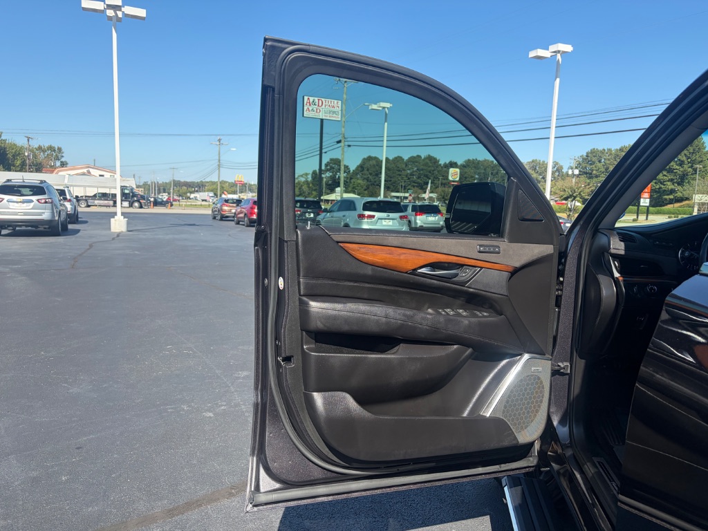 2018 Cadillac Escalade - $24,900