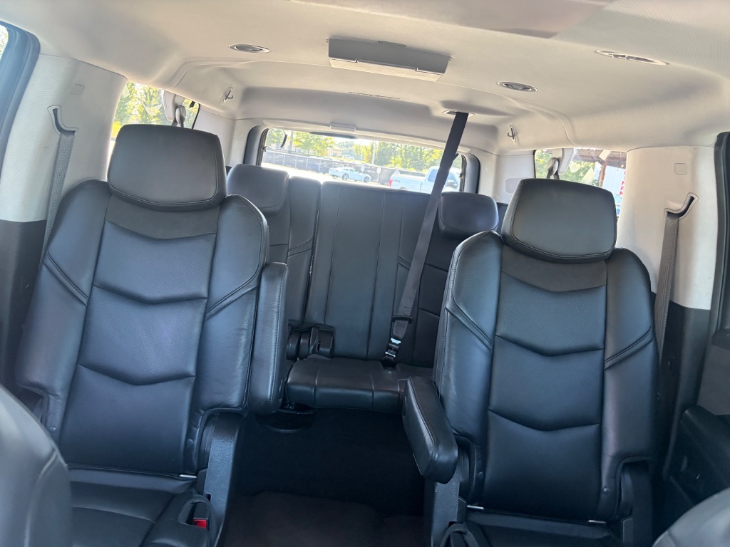 2018 Cadillac Escalade - $24,900