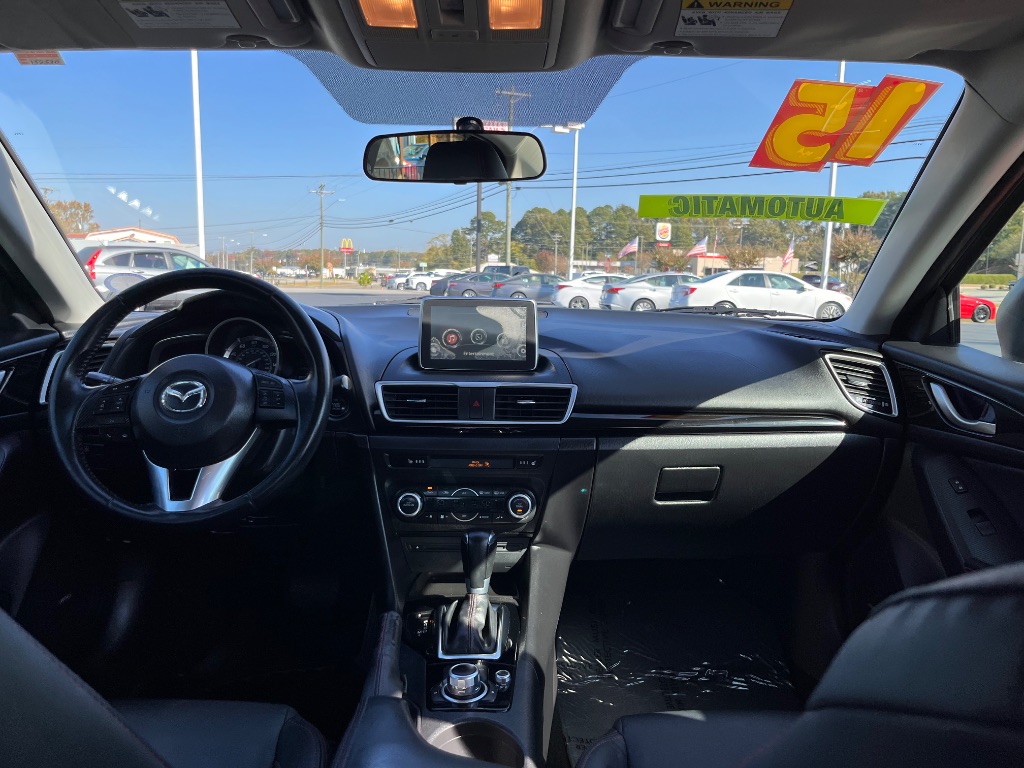 2015 MAZDA MAZDA3 - $10,900