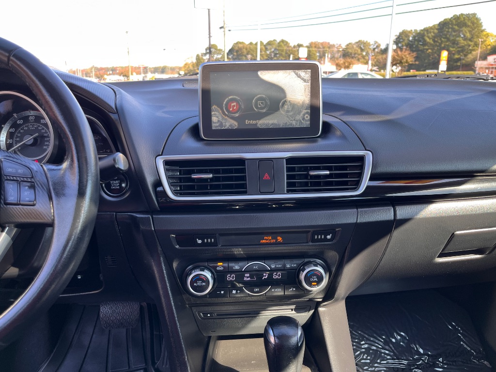 2015 MAZDA MAZDA3 - $10,900