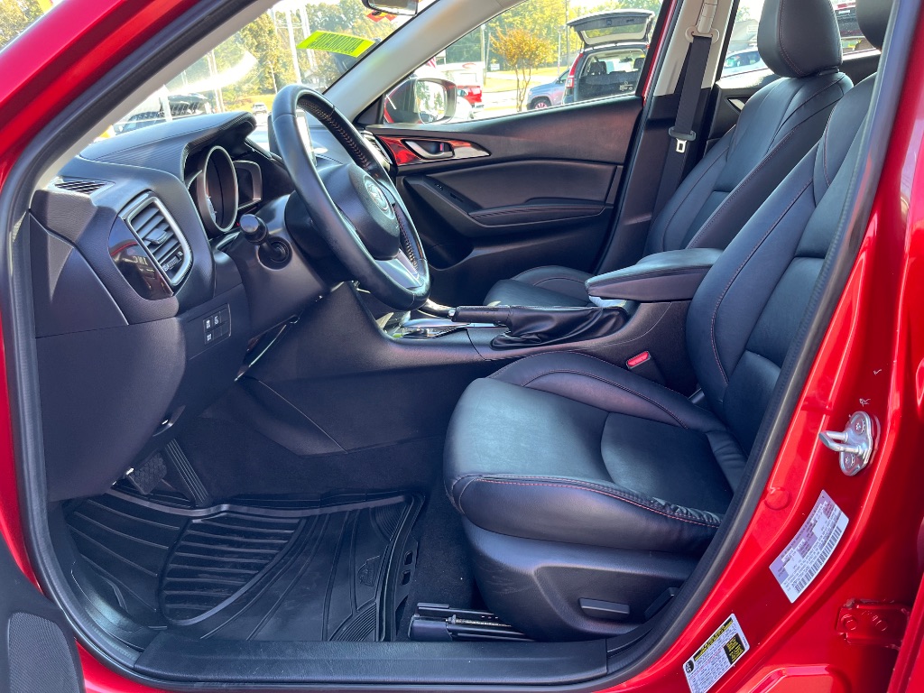 2015 MAZDA MAZDA3 - $10,900