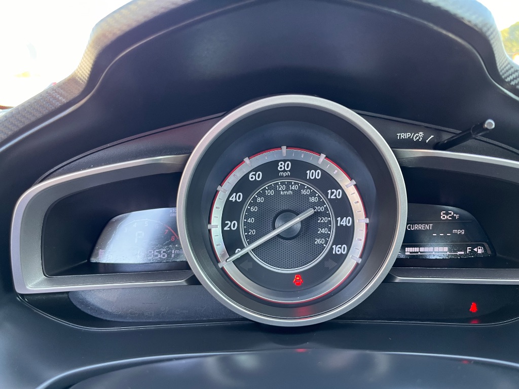 2015 MAZDA MAZDA3 - $10,900