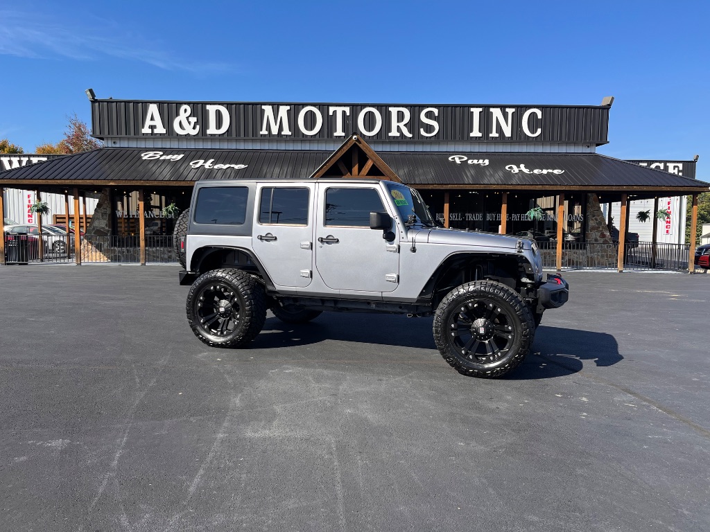 2014 Jeep Wrangler - $22,900