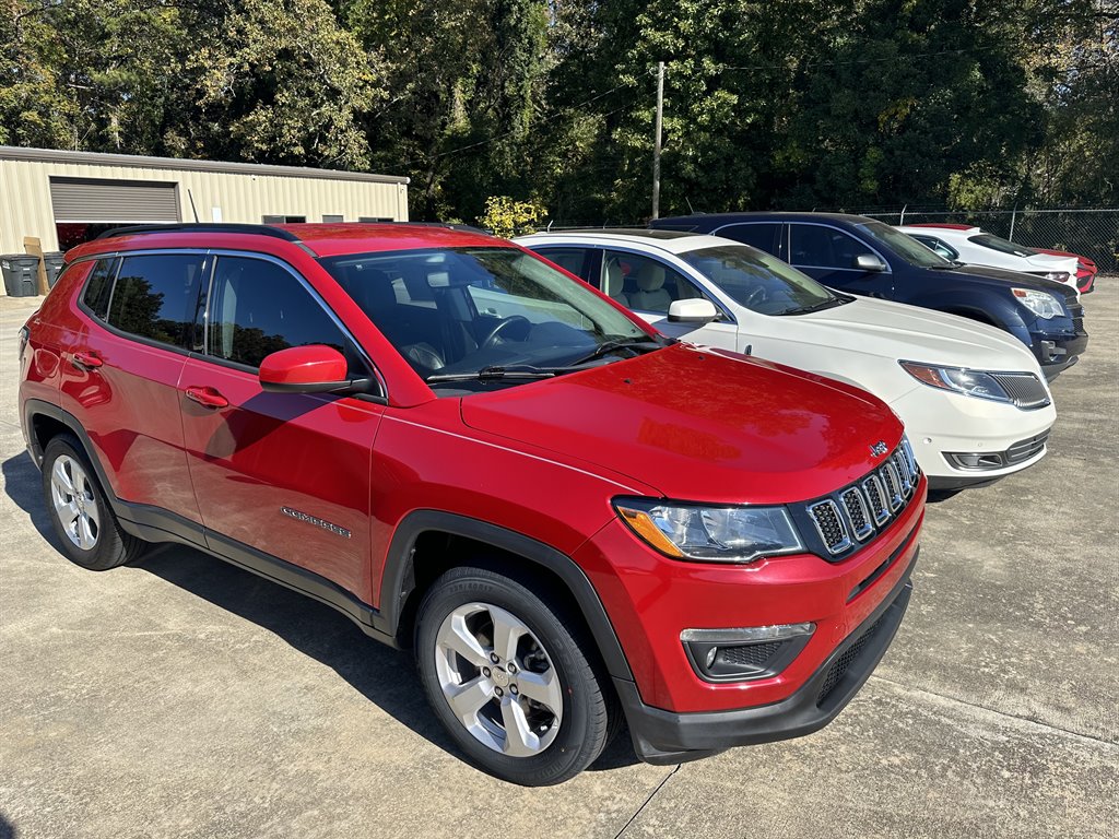 2020 Jeep Compass Latitude photo