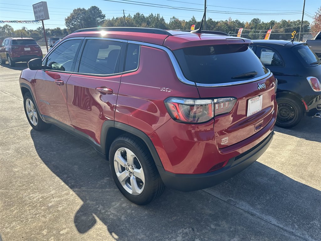 2020 Jeep Compass Latitude photo
