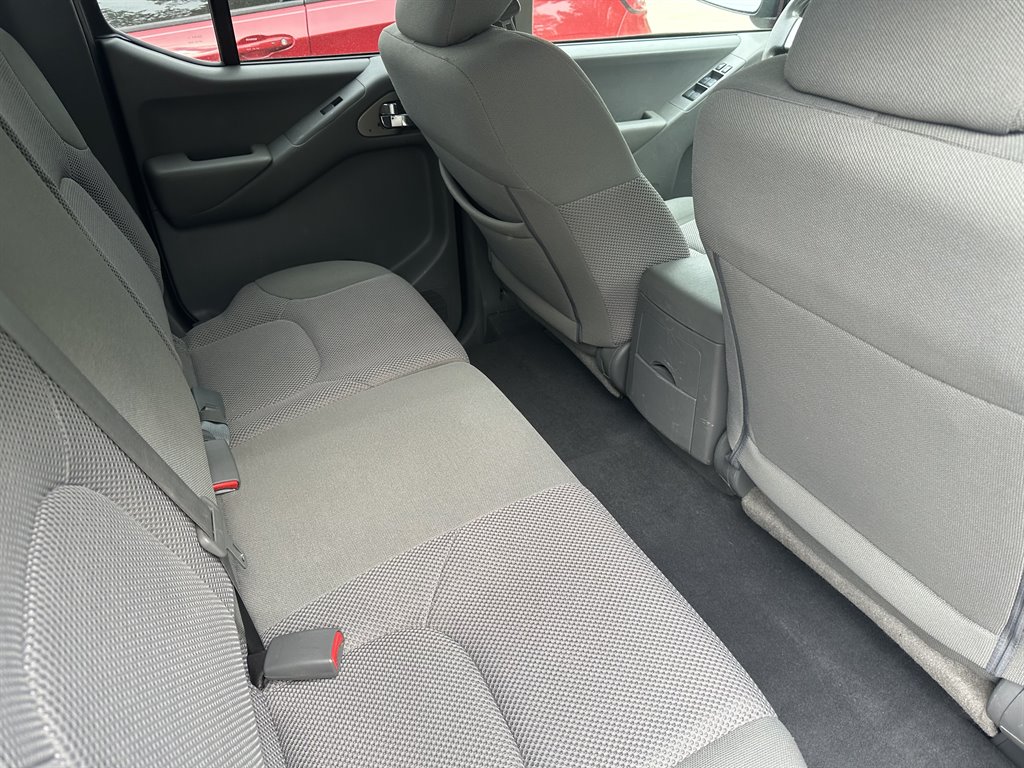 2019 Nissan Frontier SV photo