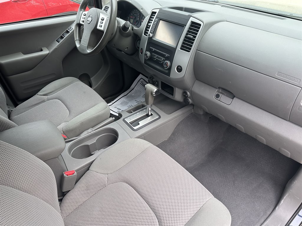 2019 Nissan Frontier SV photo