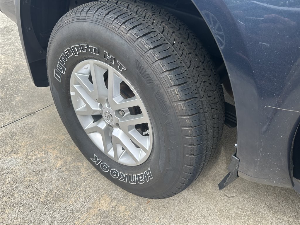 2019 Nissan Frontier SV photo