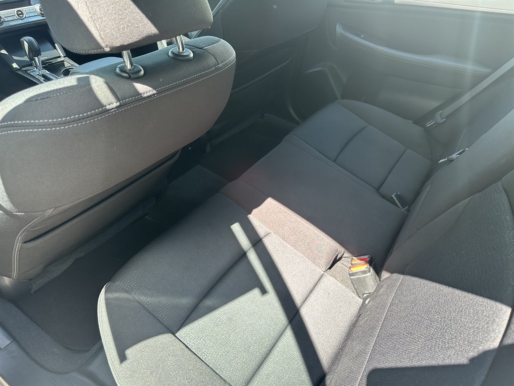 2017 Subaru Legacy Premium photo