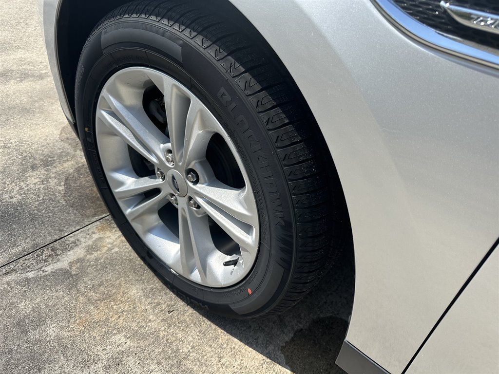 2019 Ford Taurus - $13,500