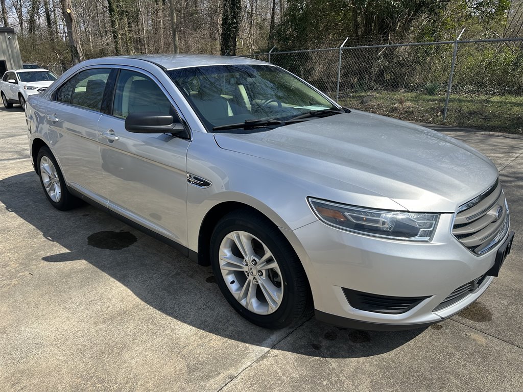 2019 Ford Taurus - $13,500