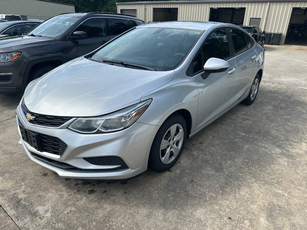 2018 Chevrolet Cruze - $7,900