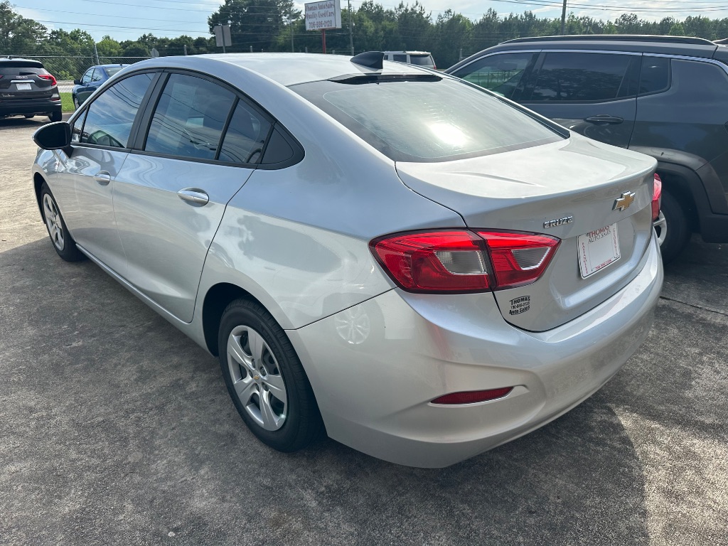2018 Chevrolet Cruze - $7,900