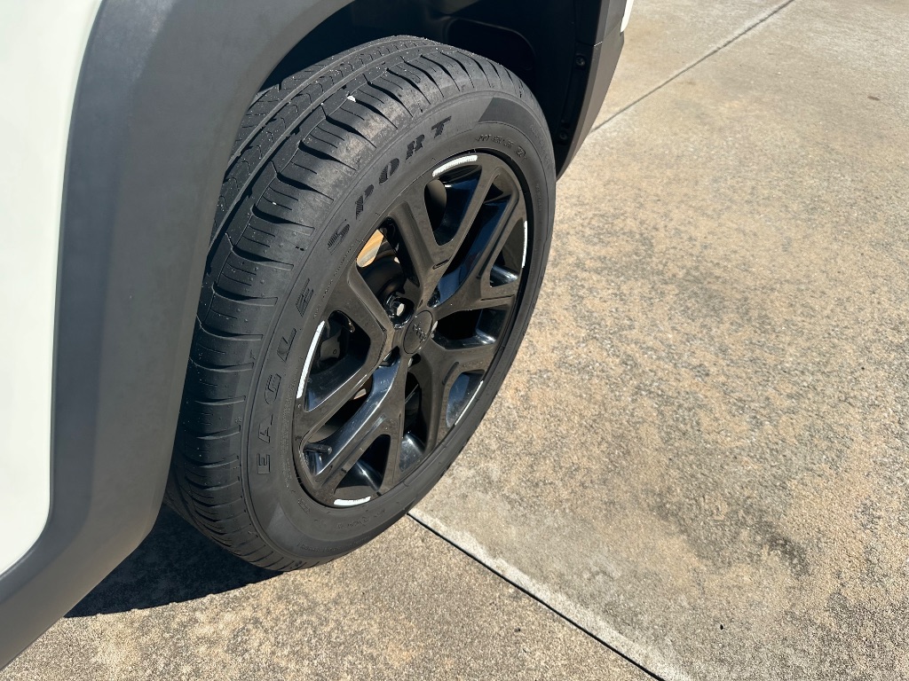2017 Jeep Renegade - $13,900