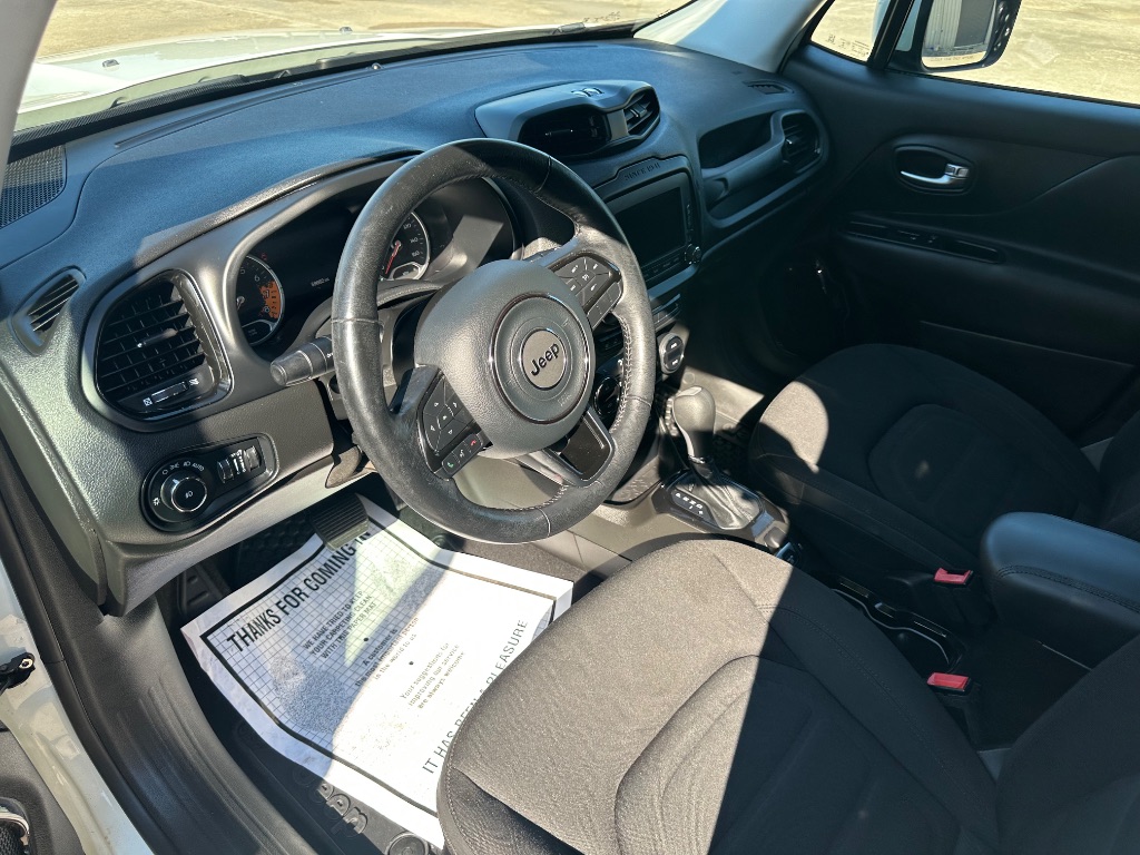 2017 Jeep Renegade - $13,900
