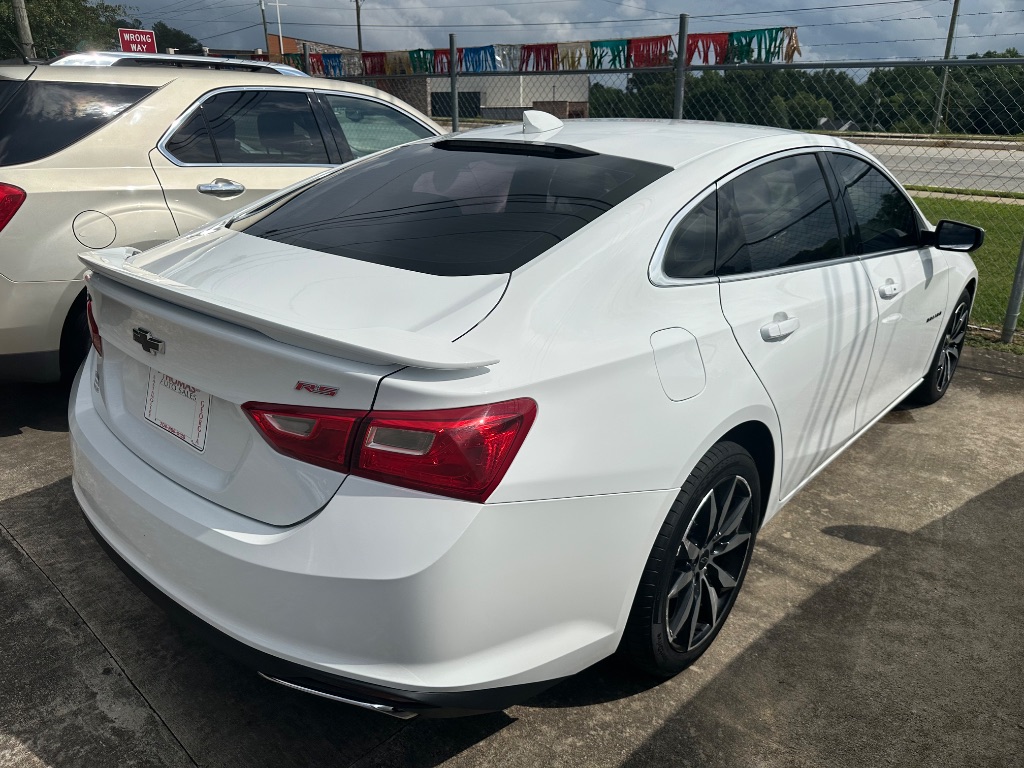 2021 Chevrolet Malibu - $16,500