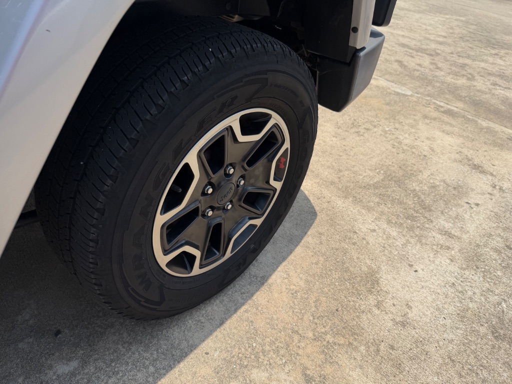 2014 Jeep Wrangler - $7,900