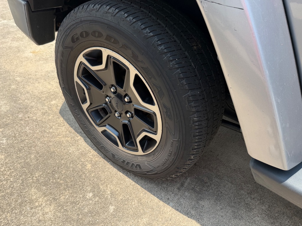 2014 Jeep Wrangler - $7,900