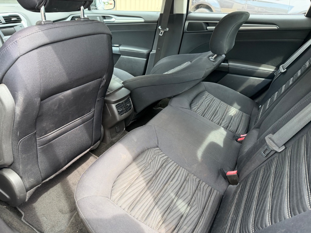 2016 Ford Fusion - $8,900