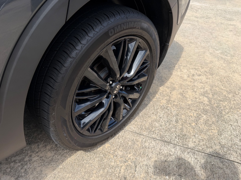 2021 Kia Telluride - $23,500