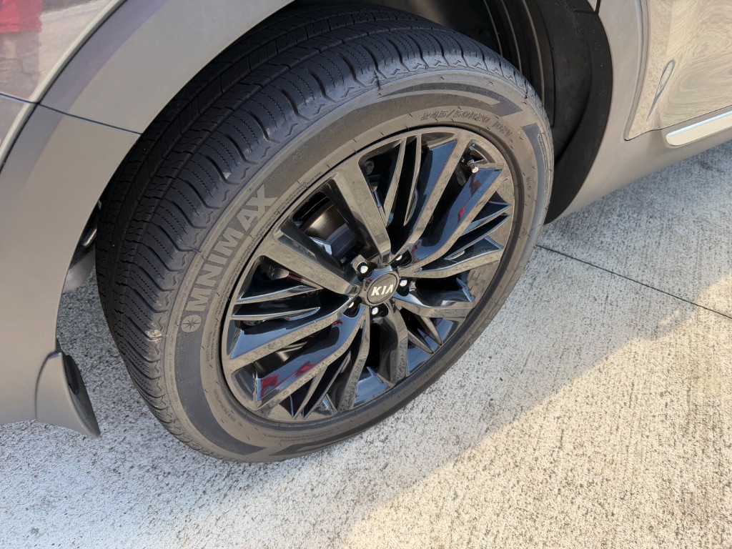 2021 Kia Telluride - $23,500