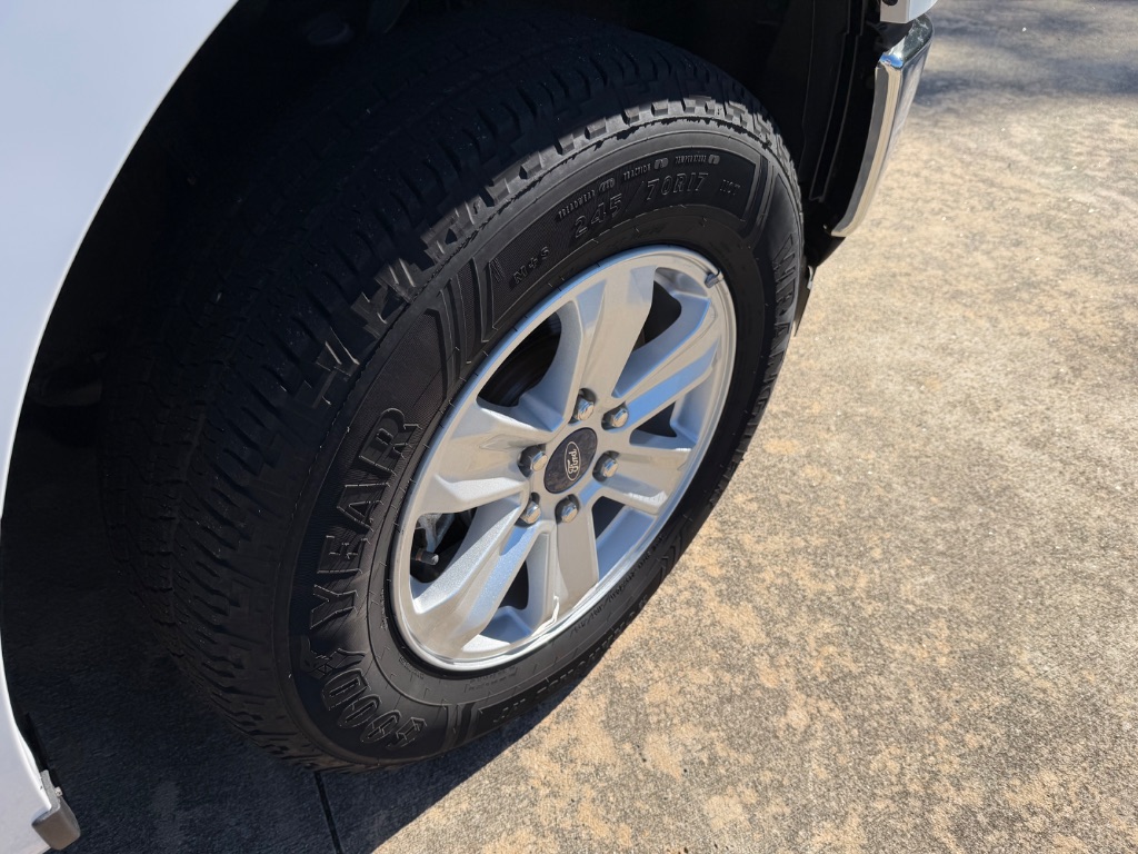 2020 Ford F-150 - $21,500