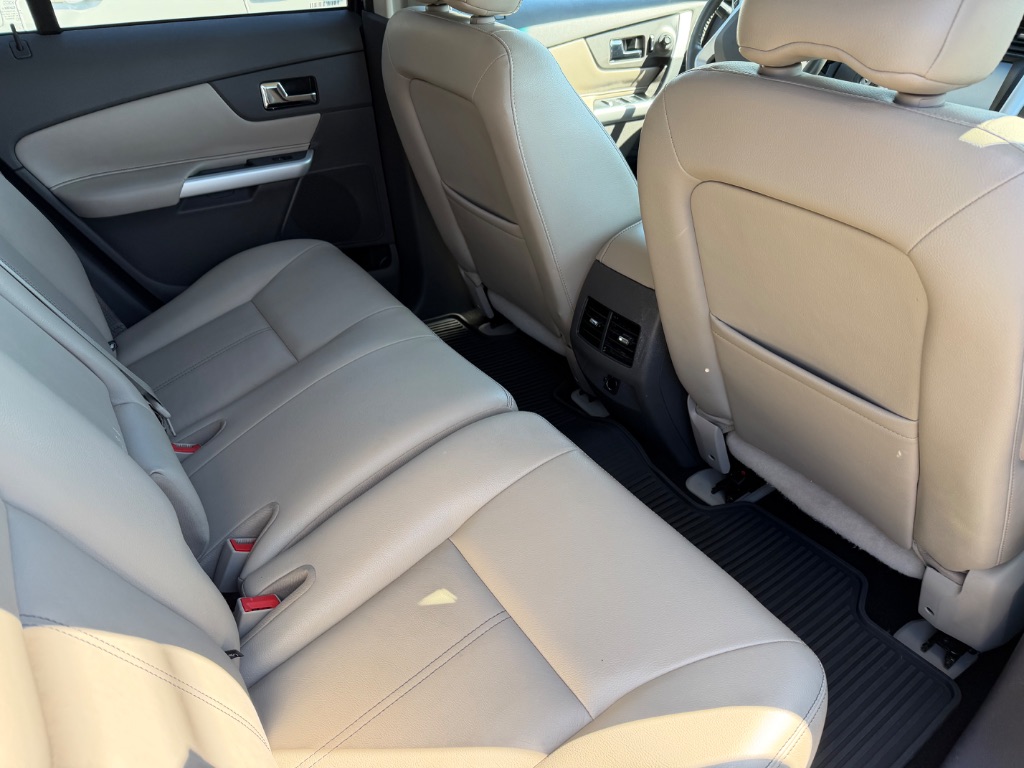 2012 Ford Edge - $8,900