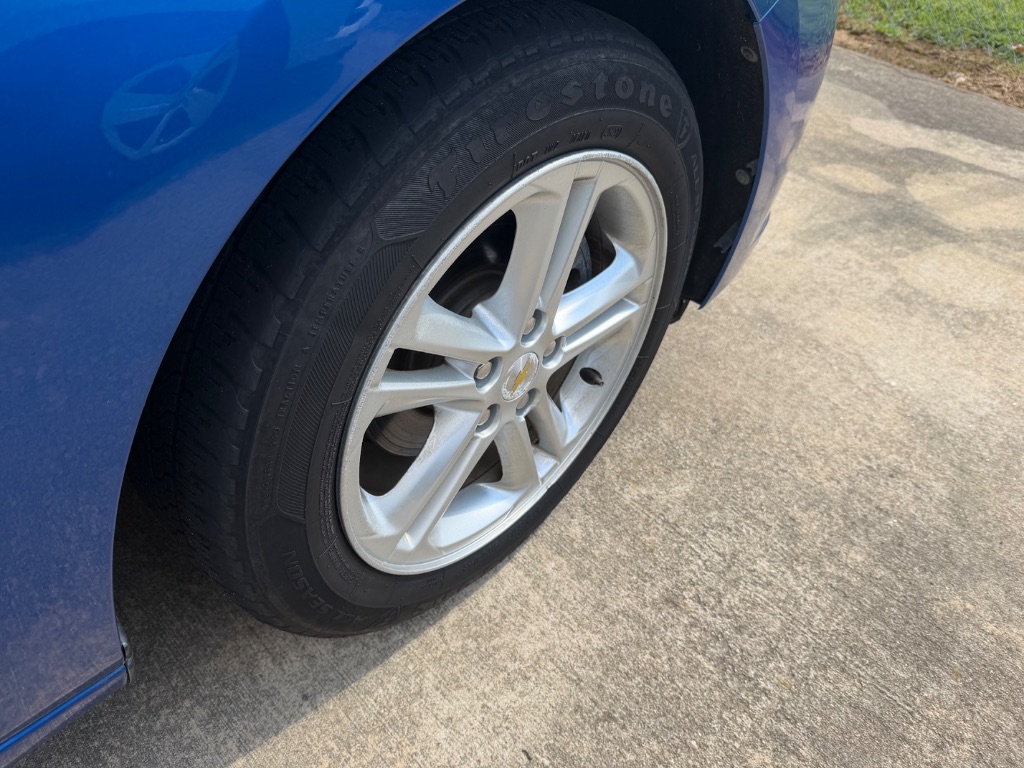 2016 Chevrolet Cruze - $7,500