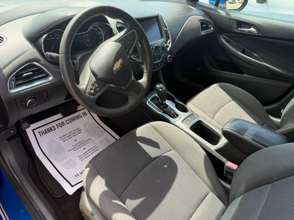 2016 Chevrolet Cruze - $7,500