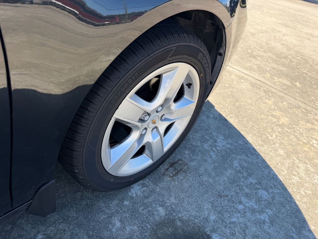 2011 Chevrolet Malibu - $6,900