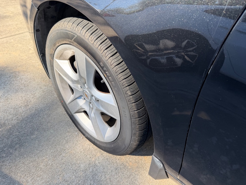 2011 Chevrolet Malibu - $6,900