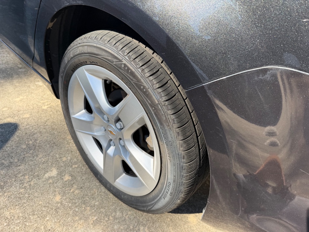 2011 Chevrolet Malibu - $6,900