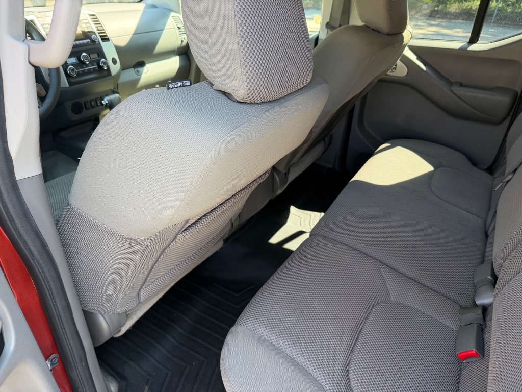 2014 Nissan Frontier - $15,500