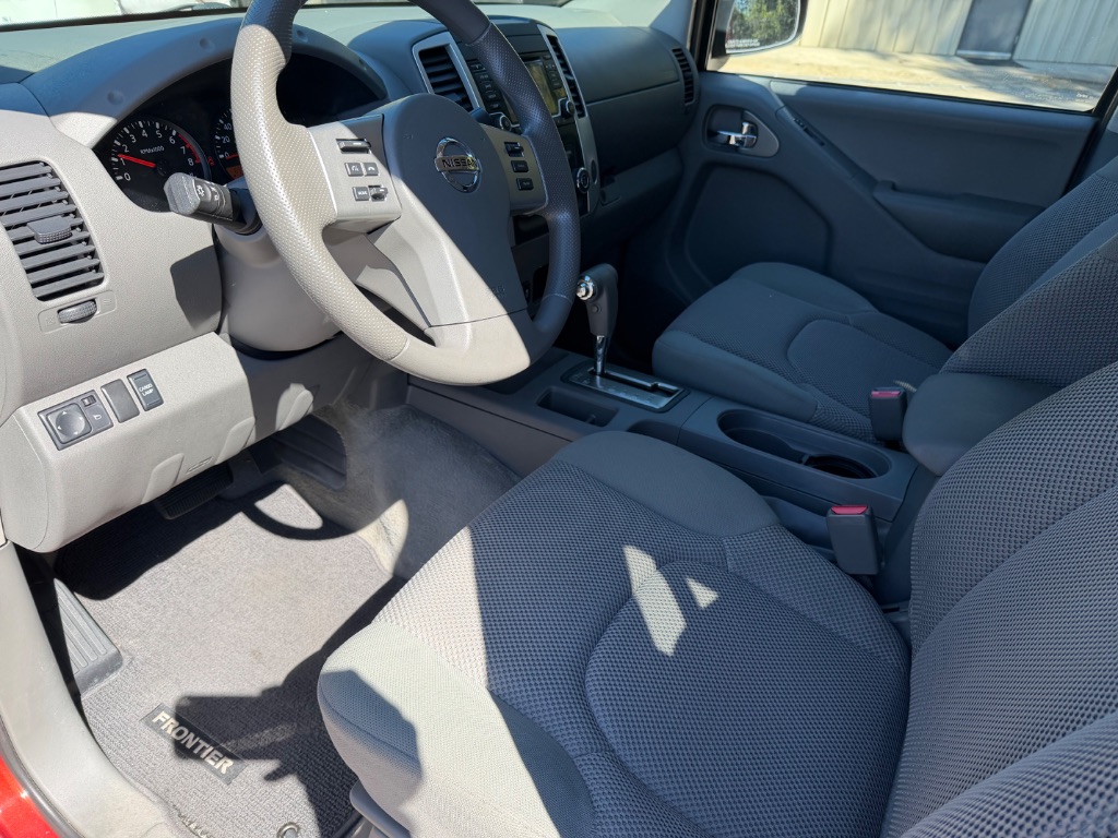 2015 Nissan Frontier - $17,900