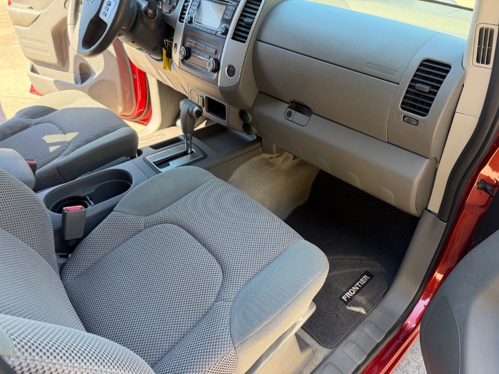 2015 Nissan Frontier - $17,900