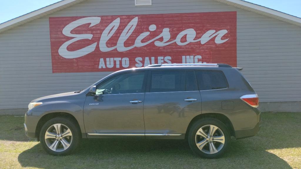2013 Toyota Highlander - $14,995