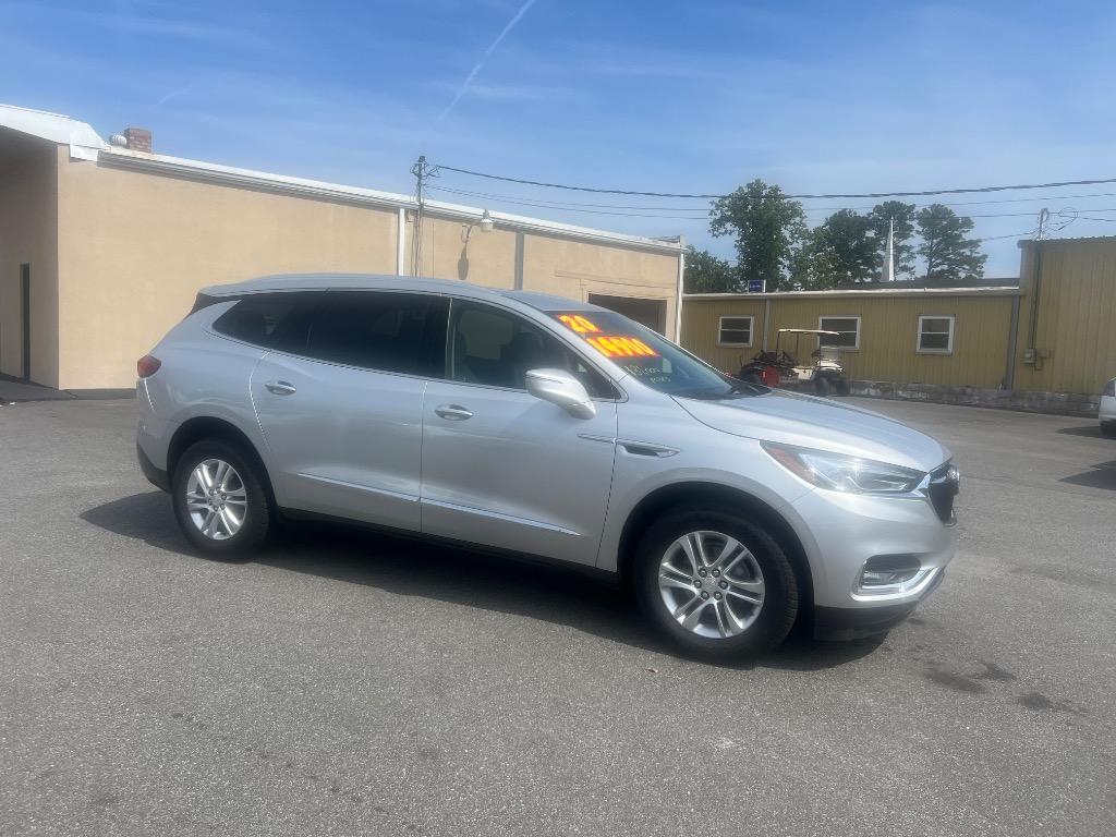 2020 Buick Enclave Essence photo