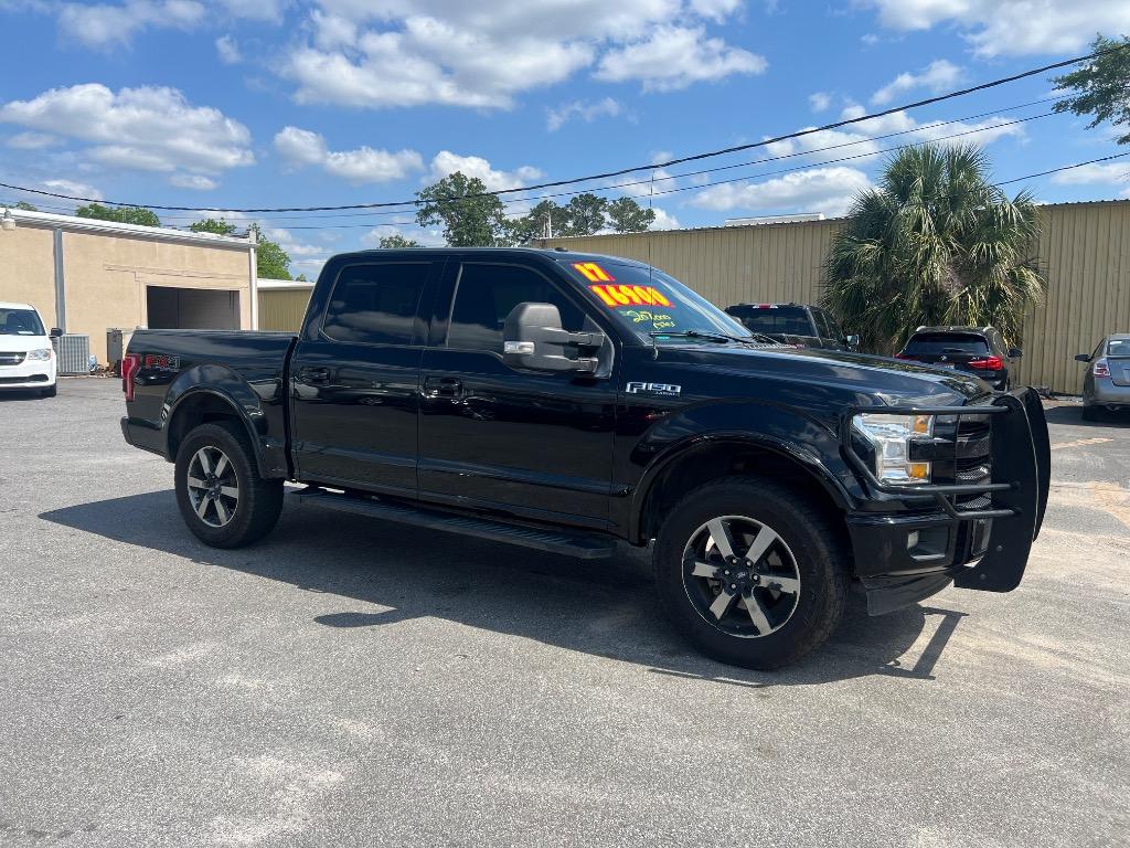 2017 Ford F150 Lariat photo