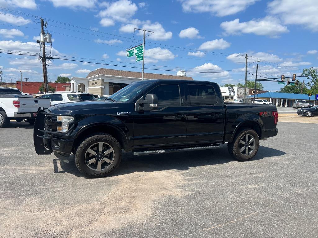 2017 Ford F150 Lariat photo