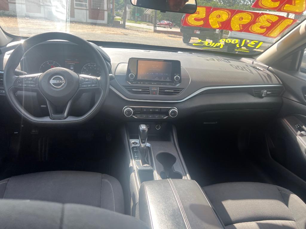 2023 Nissan Altima S photo