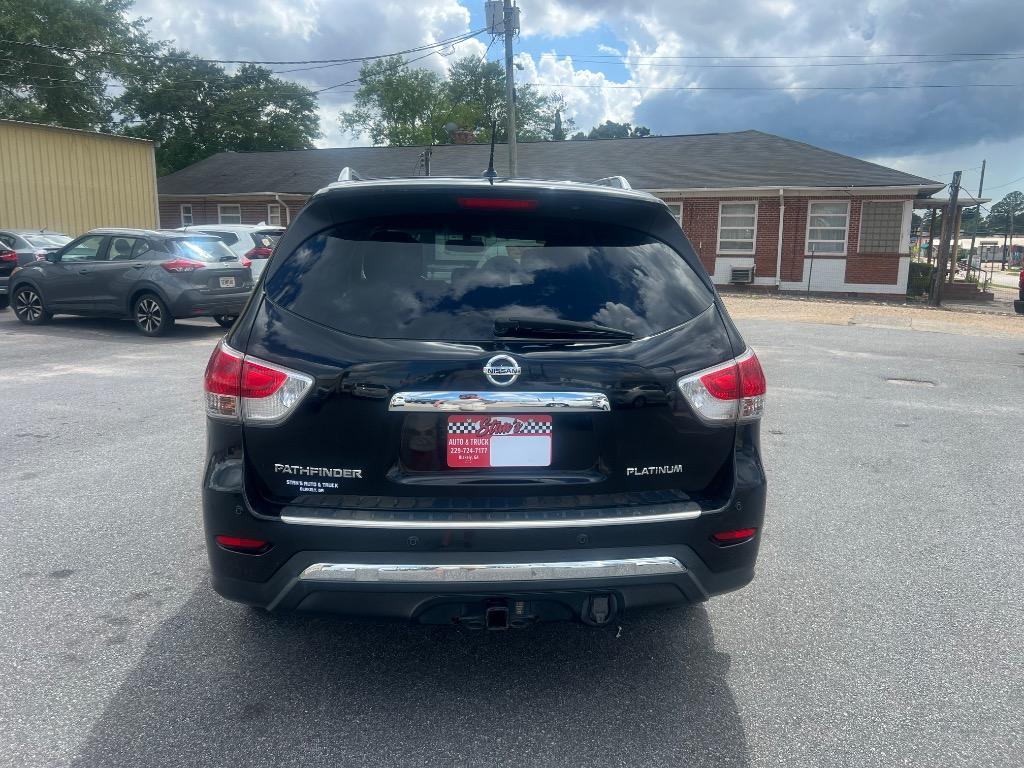 2014 Nissan Pathfinder S photo
