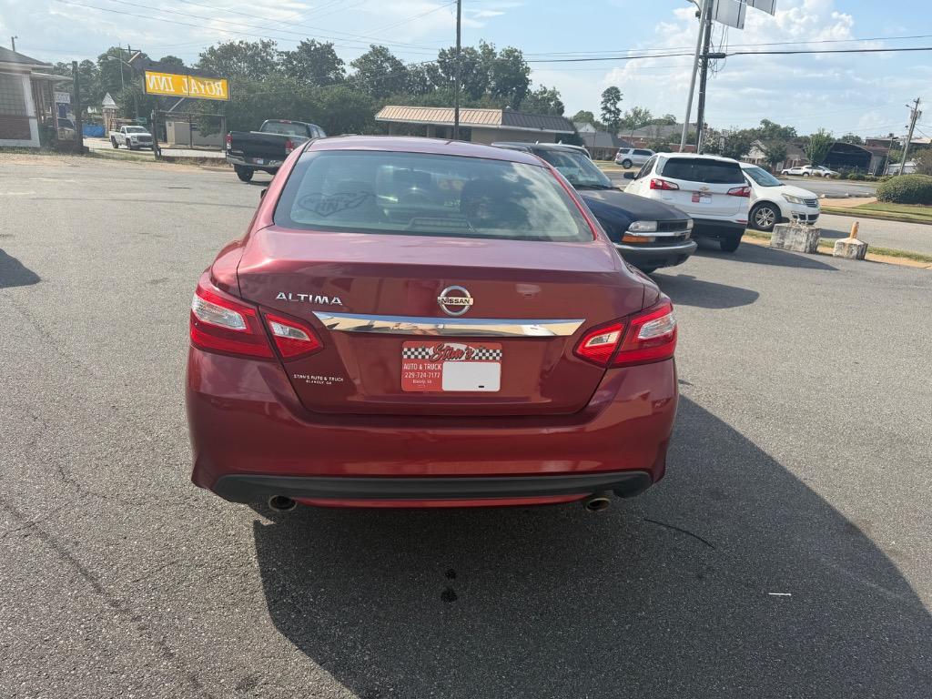 2017 Nissan Altima - $3,995