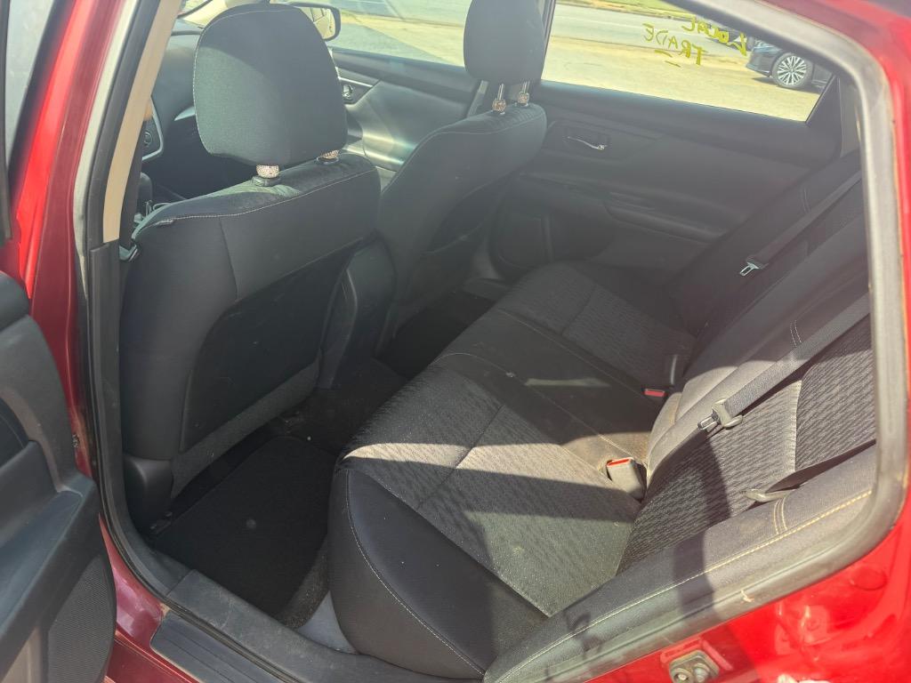 2017 Nissan Altima - $3,995