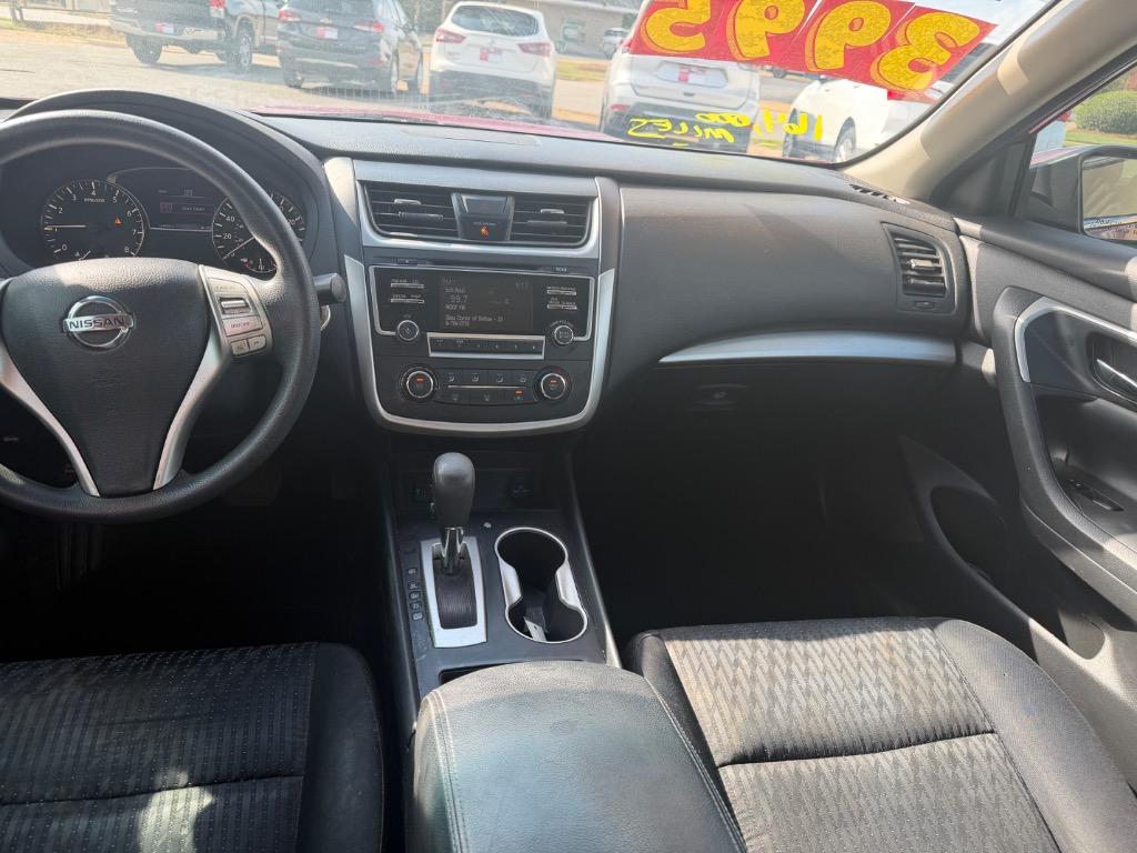 2017 Nissan Altima - $3,995