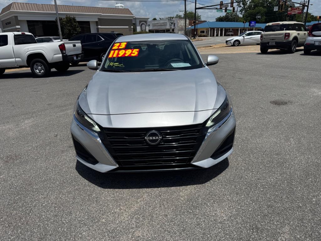 2023 Nissan Altima - $11,995